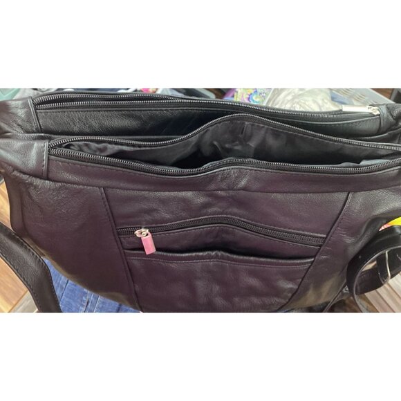 Leather Black Satchel/Crossbody with Adjustable Strap Front Pockets. - Picture 8 of 11